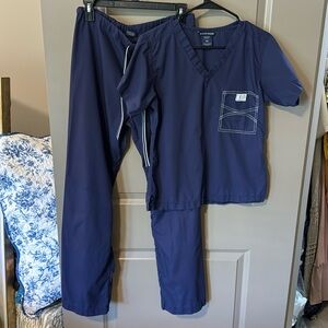 Blue Sky Scrub set in Navy, size XS